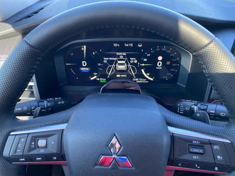 Mitsubishi Outlander 2.4PHEV/306HP/ACC/PDC/LED/360/BSA/CPLAY/PANO/978f, снимка 9 - Автомобили и джипове - 52727182