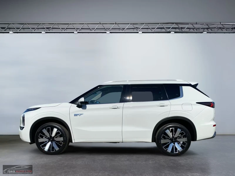 Mitsubishi Outlander 2.4PHEV/306HP/ACC/PDC/LED/360/BSA/CPLAY/PANO/978f, снимка 3 - Автомобили и джипове - 52727182