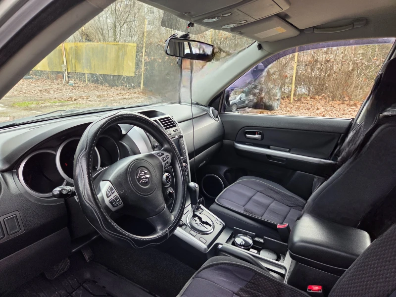 Suzuki Grand vitara 2.0 4WD, снимка 5 - Автомобили и джипове - 53467196