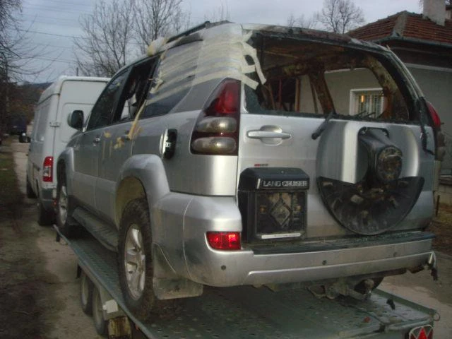 Toyota Land cruiser 3.0D4D, снимка 4 - Автомобили и джипове - 46834302