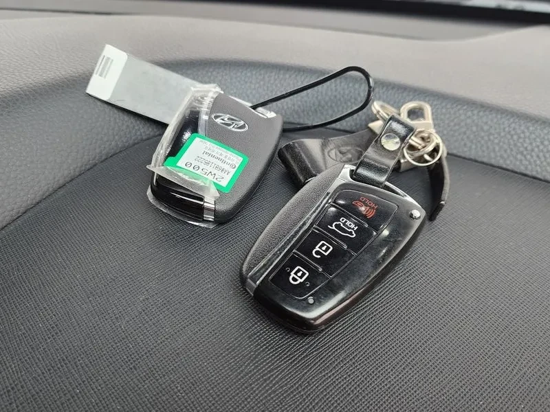 Hyundai Santa fe 2.0 2WD, снимка 15 - Автомобили и джипове - 55801131