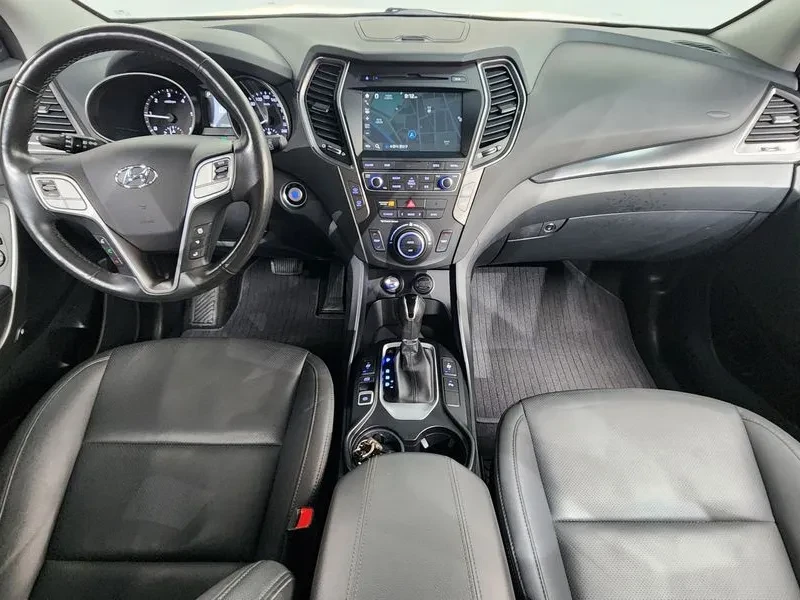 Hyundai Santa fe 2.0 2WD, снимка 7 - Автомобили и джипове - 55801131
