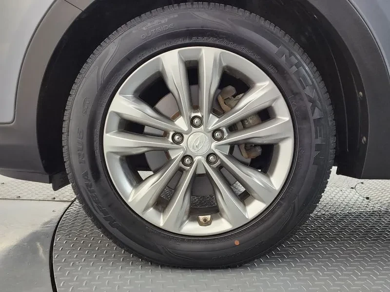 Hyundai Santa fe 2.0 2WD, снимка 5 - Автомобили и джипове - 55801131