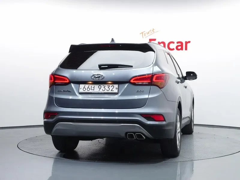 Hyundai Santa fe 2.0 2WD, снимка 4 - Автомобили и джипове - 55801131