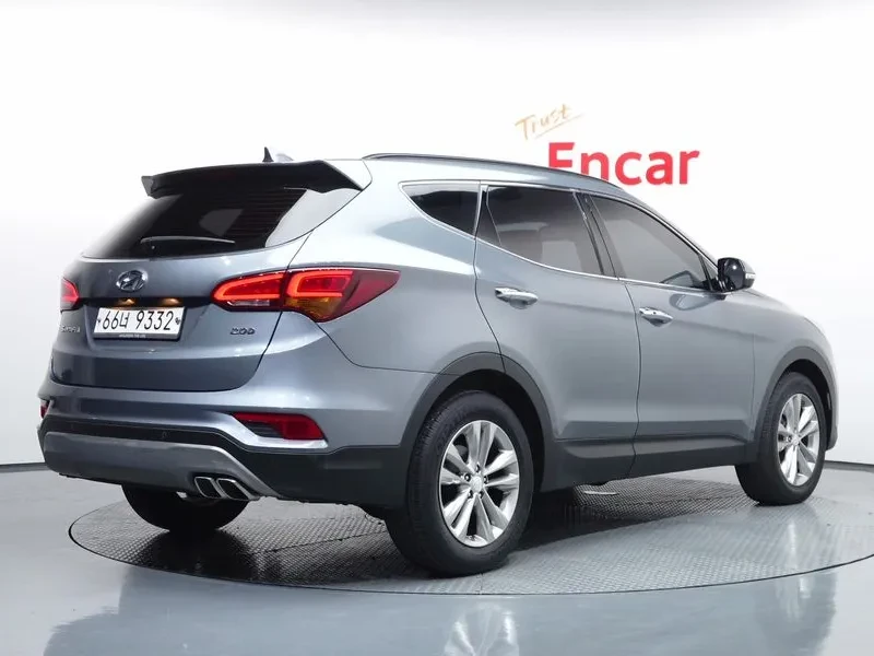 Hyundai Santa fe 2.0 2WD, снимка 2 - Автомобили и джипове - 55801131