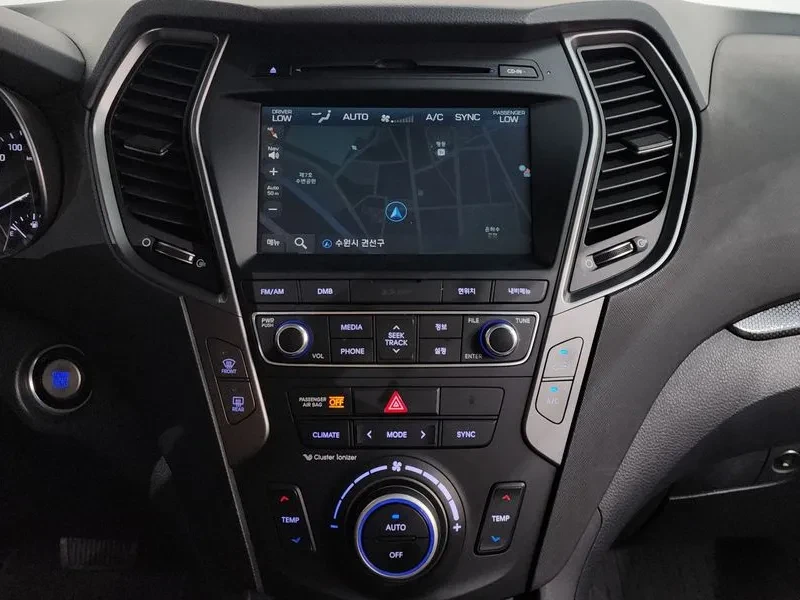 Hyundai Santa fe 2.0 2WD, снимка 12 - Автомобили и джипове - 55801131