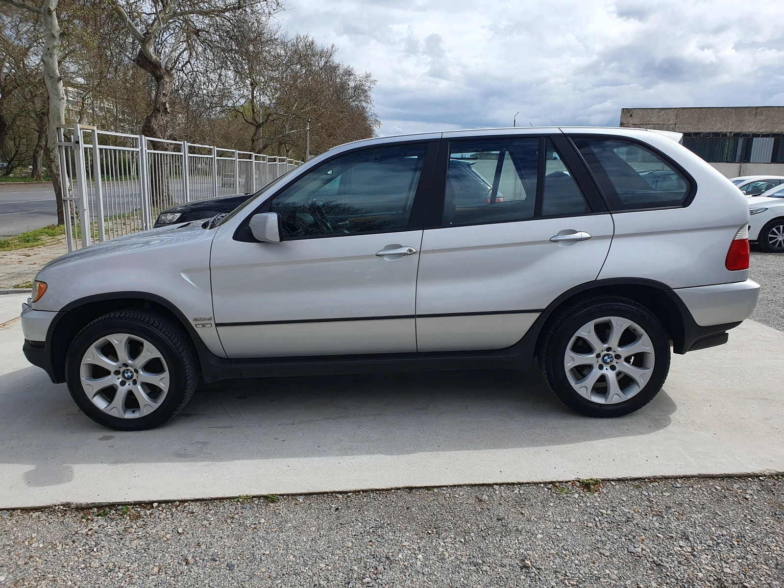 BMW X5 КАТО НОВA - изображение 4