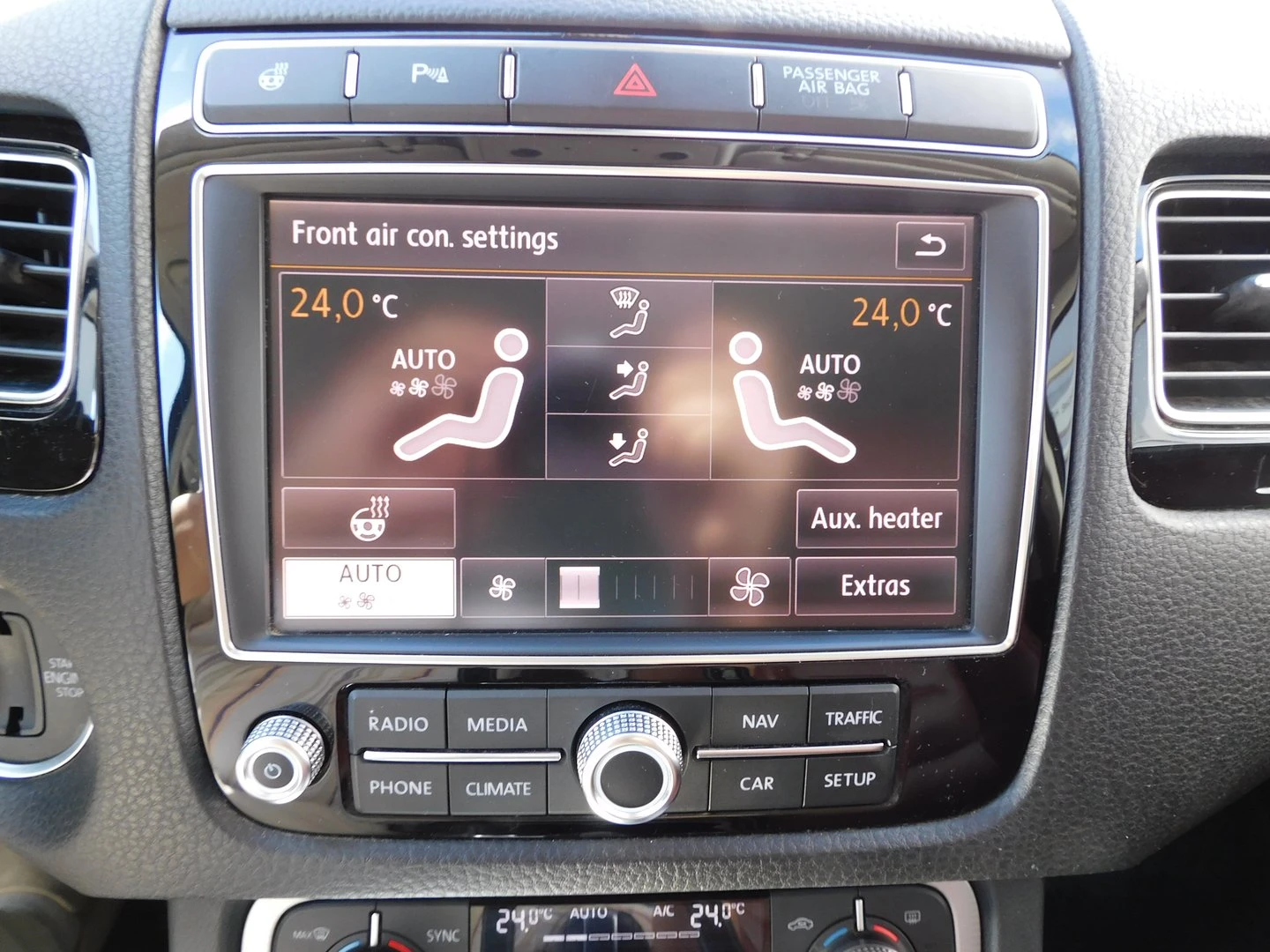 VW Touareg V6 TDI BMT 4XMOTION - изображение 9