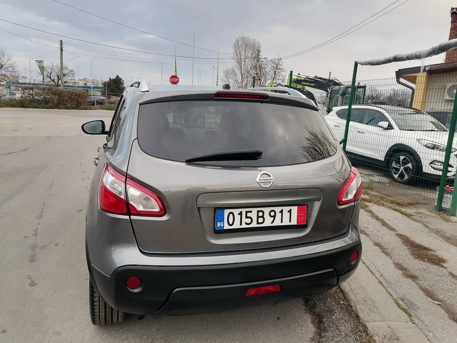 Nissan Qashqai 2.0i 4x4 360  Камера - изображение 4