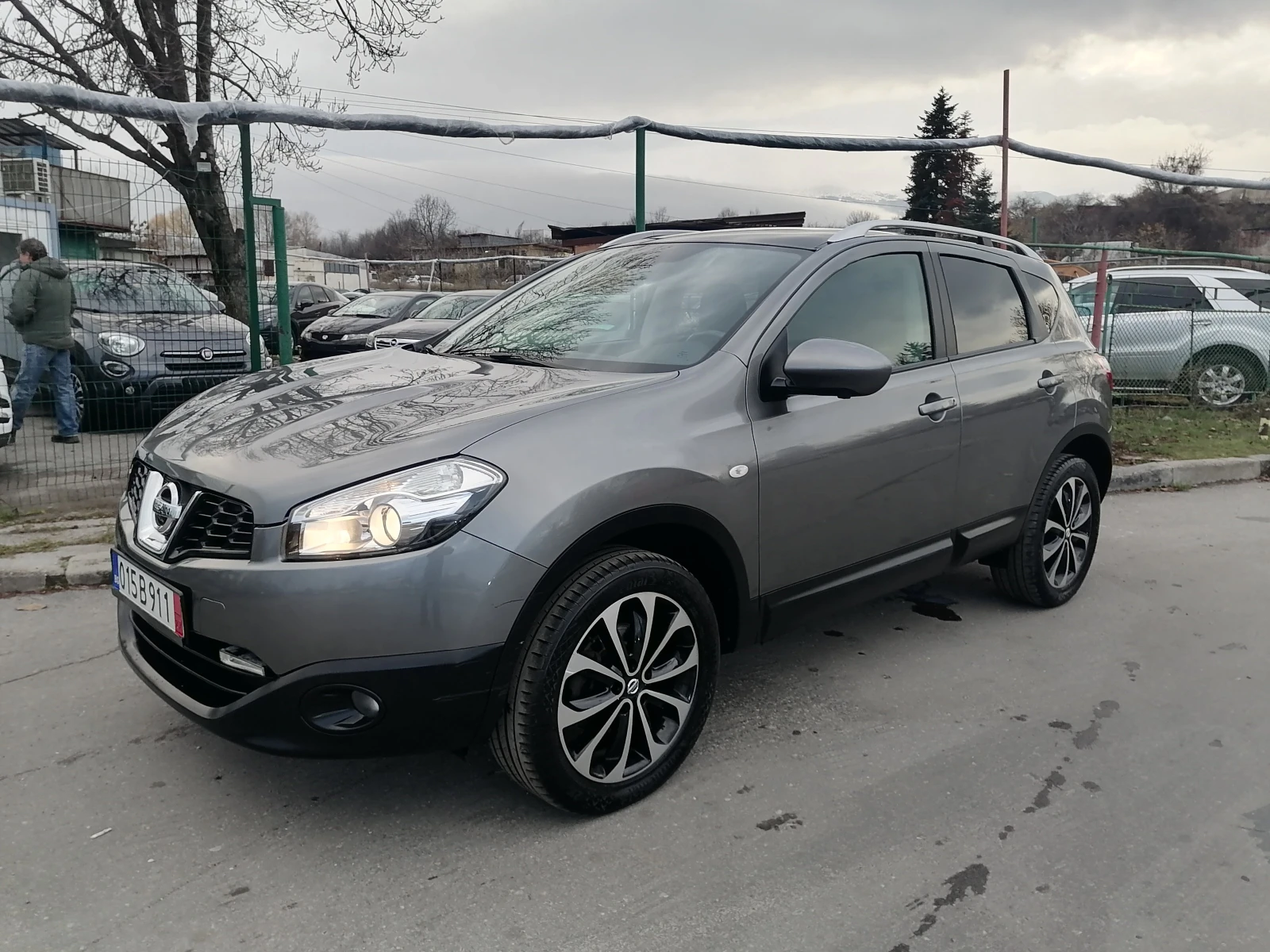 Nissan Qashqai 2.0i 4x4 360  Камера - изображение 3