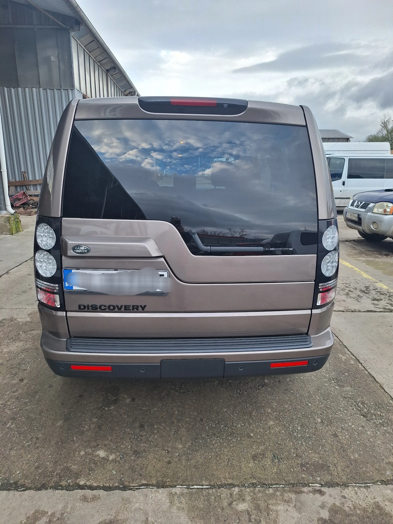 Land Rover Discovery SDV6 - изображение 4