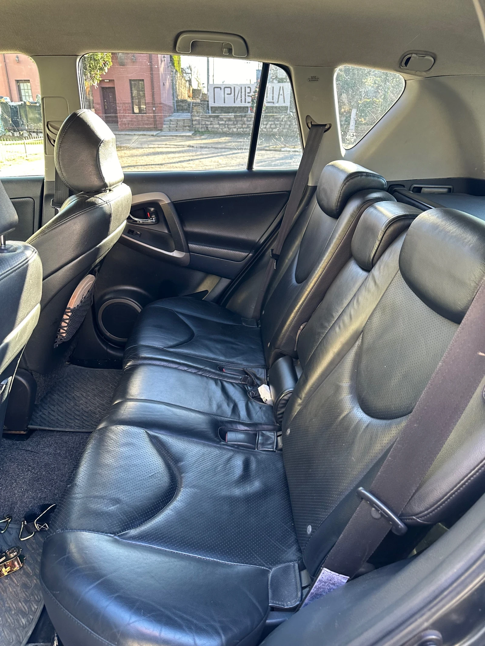 Toyota Rav4, снимка 6 - Автомобили и джипове - 53818846