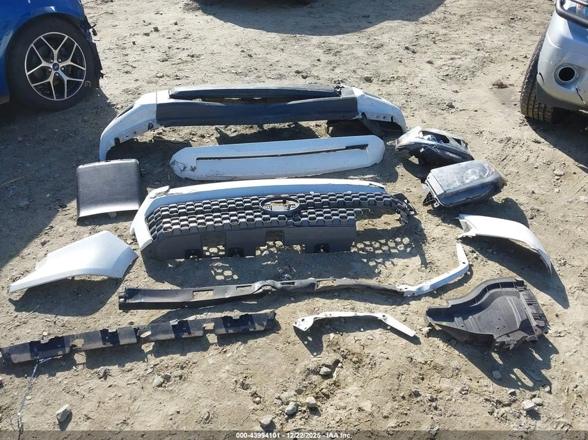 Toyota Tundra 5.7l Sr5, снимка 12 - Автомобили и джипове - 53906535