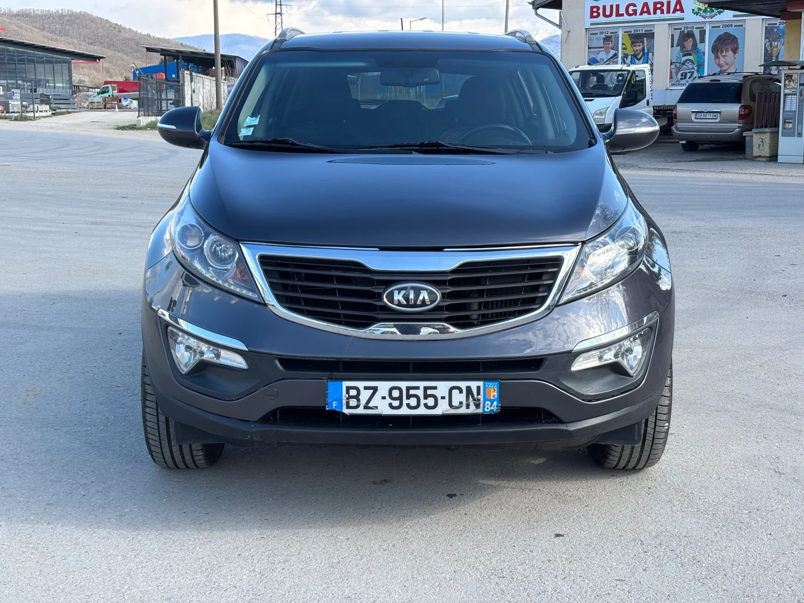 Kia Sportage 1.7 crdi, снимка 2 - Автомобили и джипове - 54160746