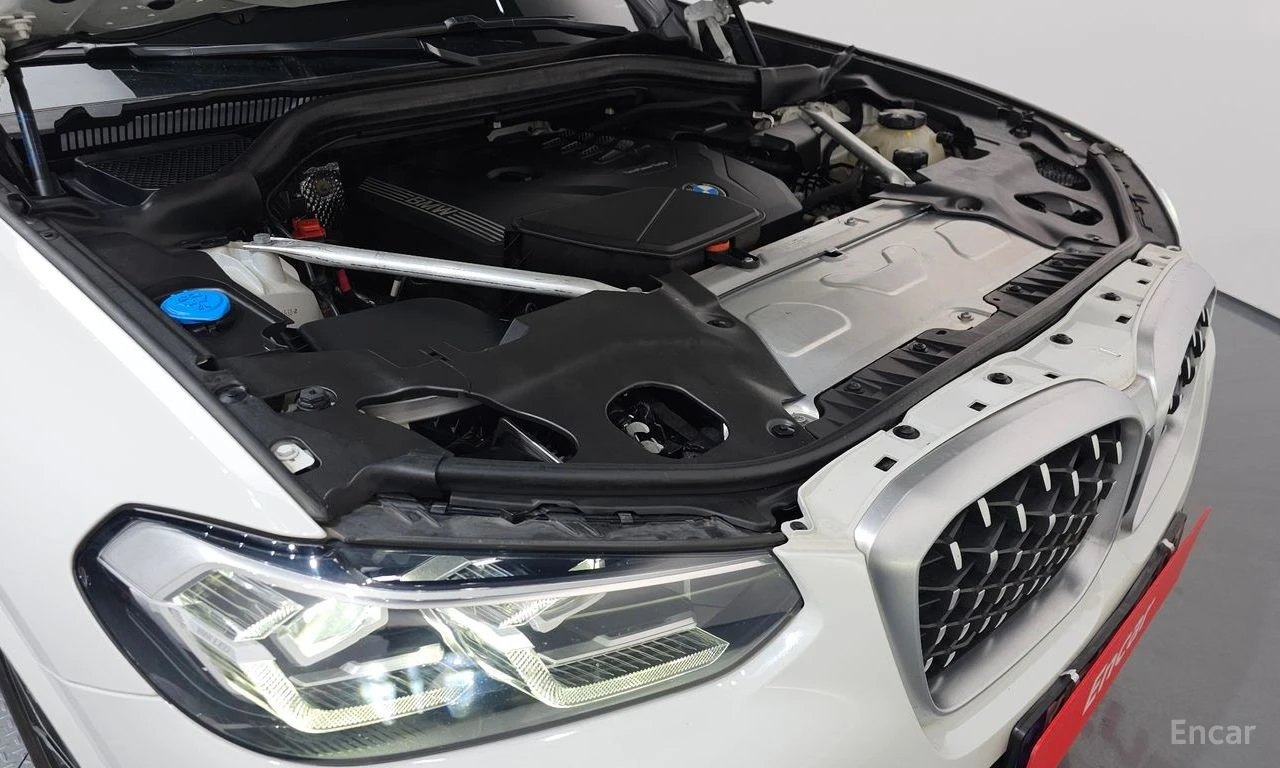 BMW X4 XDRIVE20i* M-SPORT* HEAD-UP* REAR-CAMERA* , снимка 17 - Автомобили и джипове - 54513311