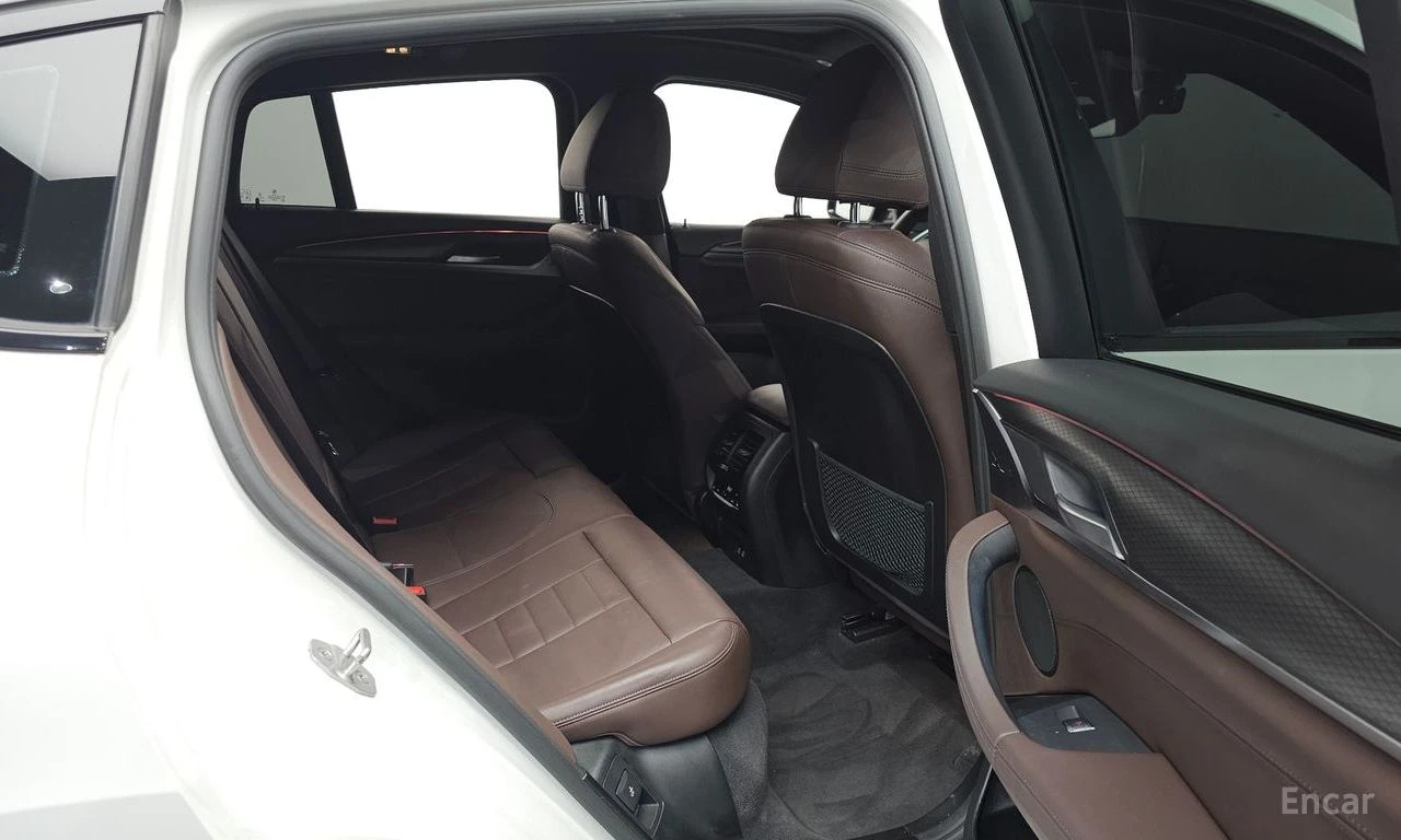 BMW X4 XDRIVE20i* M-SPORT* HEAD-UP* REAR-CAMERA* , снимка 14 - Автомобили и джипове - 54513311