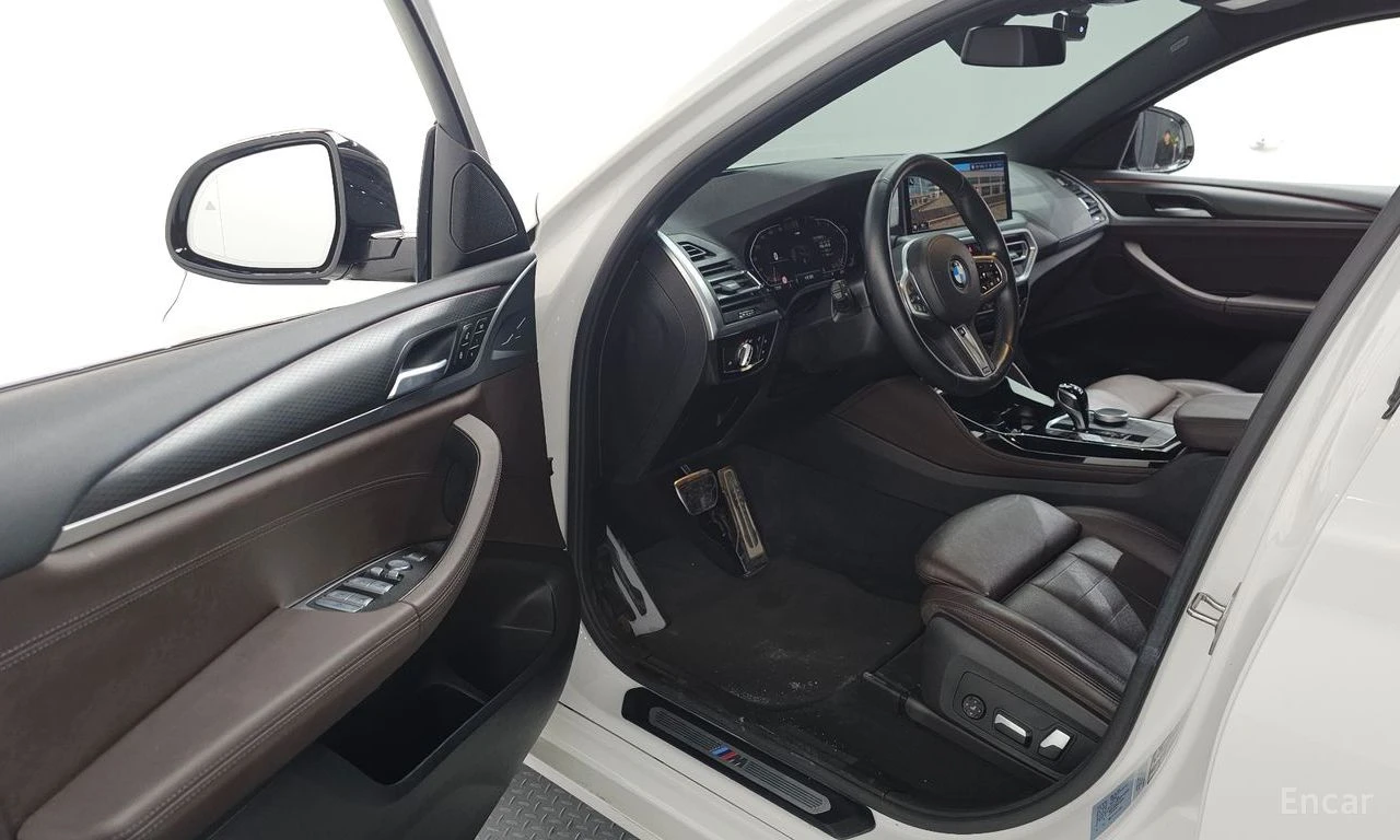 BMW X4 XDRIVE20i* M-SPORT* HEAD-UP* REAR-CAMERA* , снимка 5 - Автомобили и джипове - 54513311