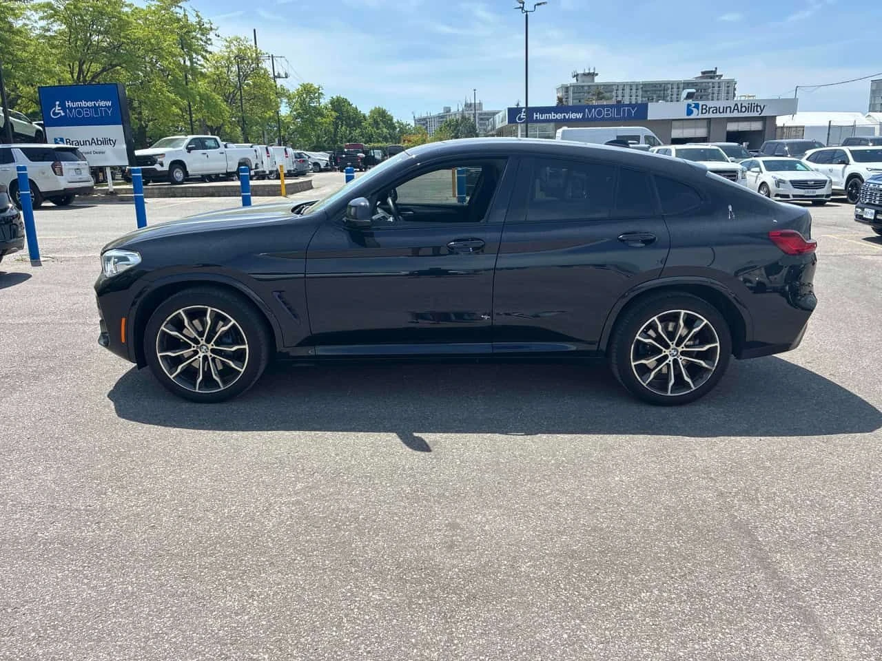 BMW X4 * xDrive30i * М-sport* АВТОКРЕДИТ* , снимка 2 - Автомобили и джипове - 54804385