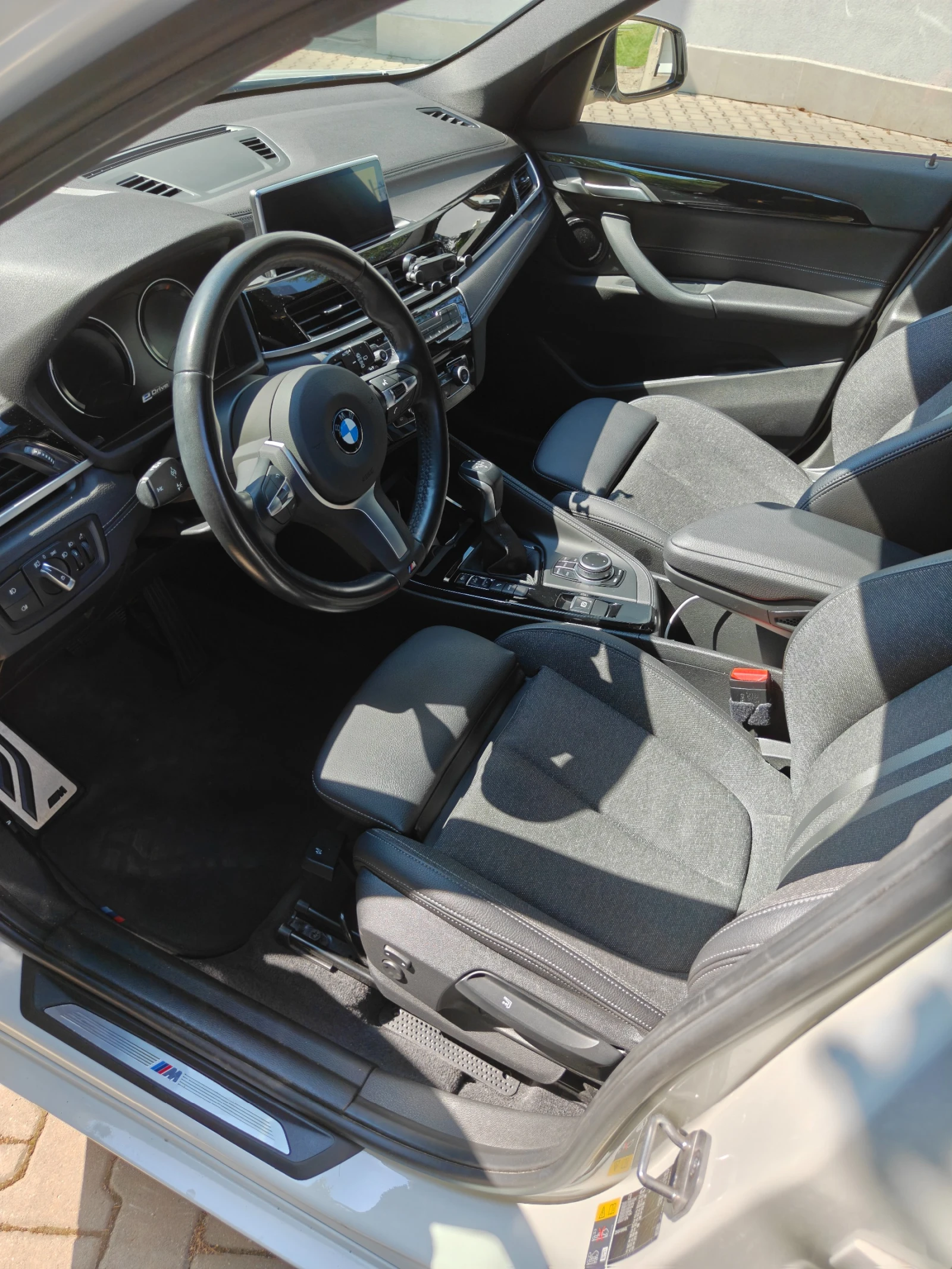 BMW X1 xDrive25e M Sport, снимка 14 - Автомобили и джипове - 55322924