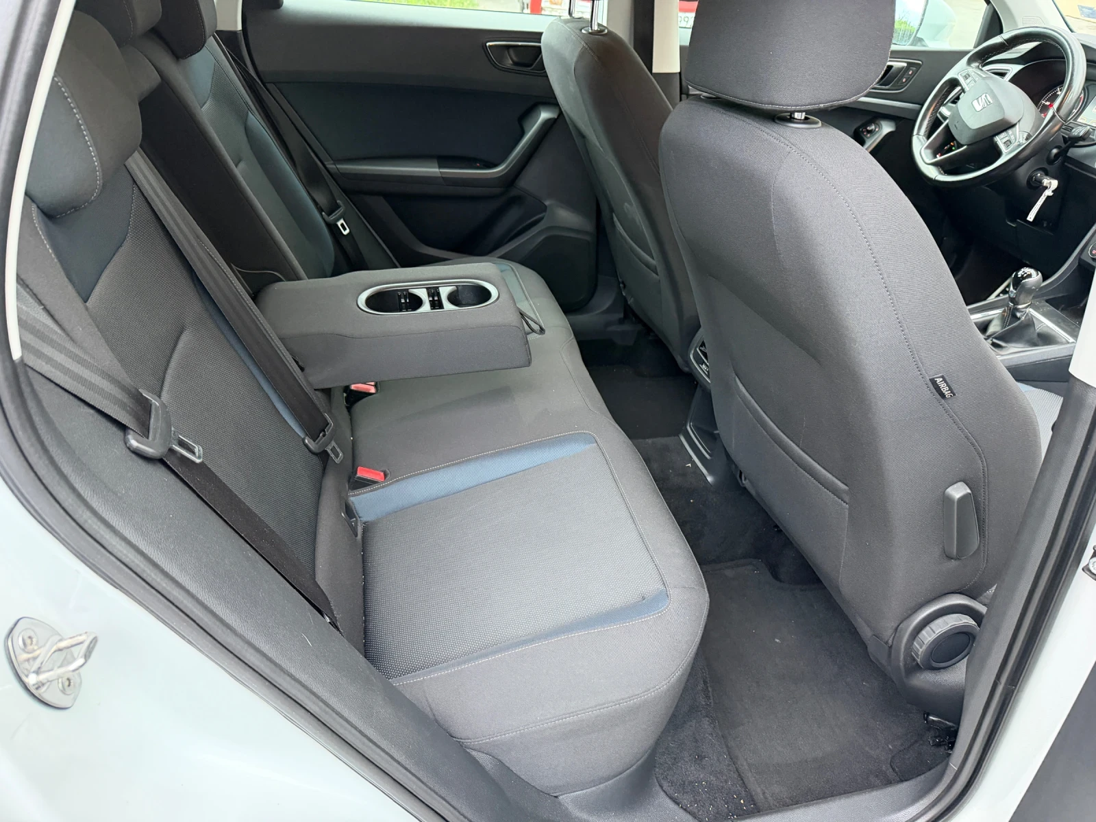 Seat Ateca 1.6TDI-Учебна, снимка 4 - Автомобили и джипове - 55539244