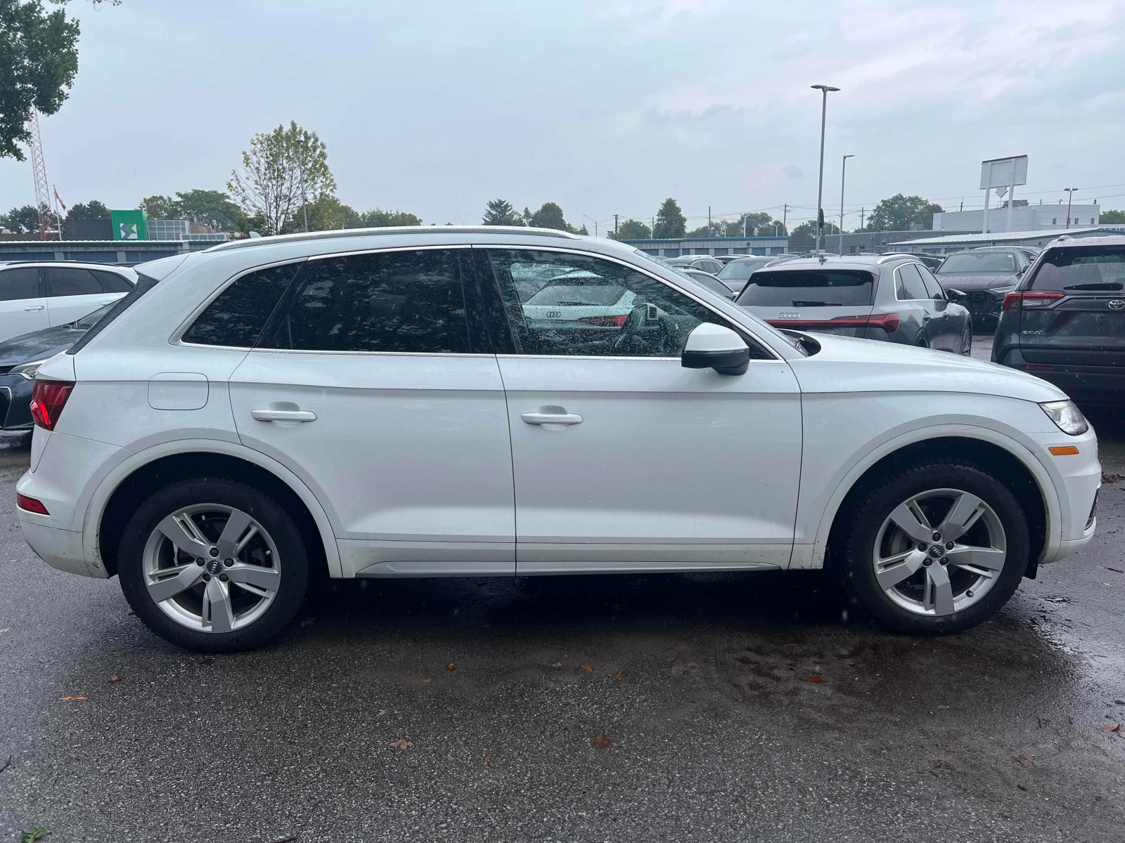 Audi Q5 * Technik * 360КАМЕРИ* BANG&OLUFSEN* , снимка 3 - Автомобили и джипове - 55897238