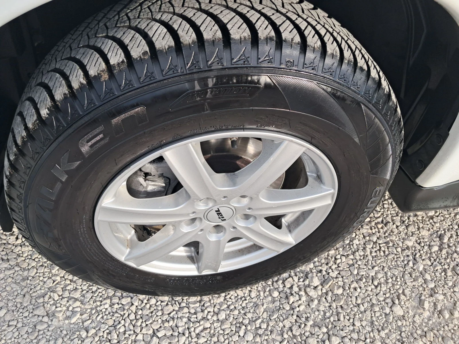 Mitsubishi ASX 1.6i НАВИГАЦИЯ КАМЕРА ПАРКТРОНИК 188000КМ, снимка 15 - Автомобили и джипове - 56227094