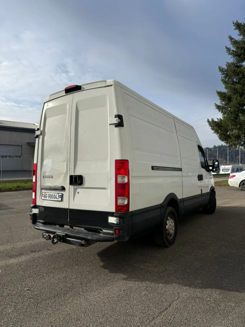 Iveco Daily 35s13* КЛИМАТРОНИК* ШВЕЙЦАРИЯ* , снимка 2 - Бусове и автобуси - 52793668
