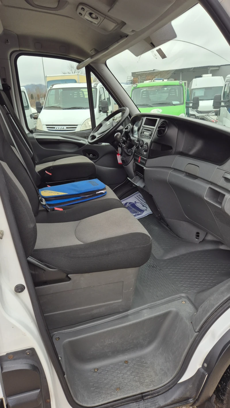 Iveco Daily 35s13* КЛИМАТРОНИК* ШВЕЙЦАРИЯ* , снимка 12 - Бусове и автобуси - 52793668