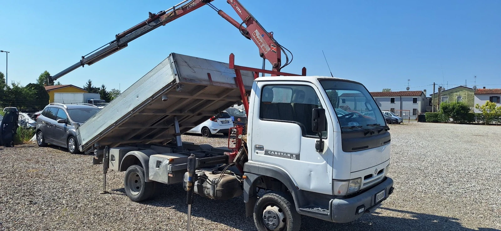 Nissan Capstar САМОСВАЛ С КРАН  - изображение 4