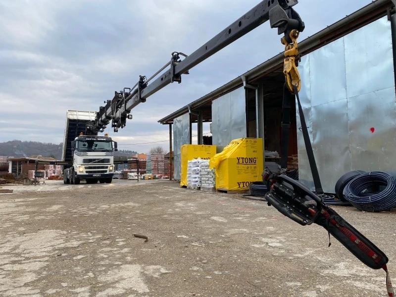 Volvo F12 Има видео по-долу в обявата, снимка 11 - Камиони - 52594852