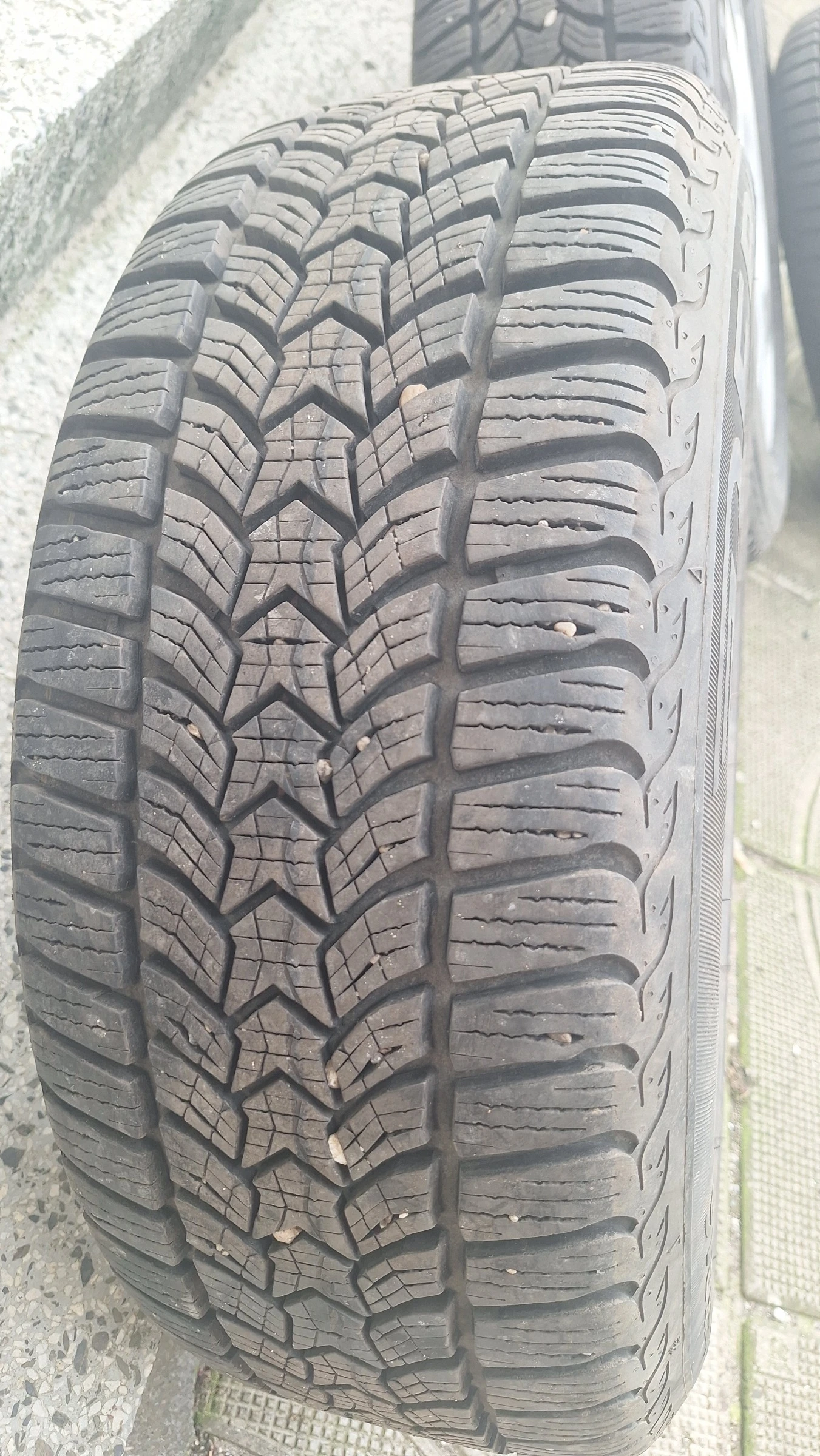 Гуми с джанти Debica 215/55R16, снимка 8 - Гуми и джанти - 56090919