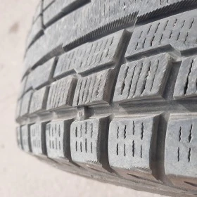 Гуми с джанти Yokohama 215/70R16, снимка 2 - Гуми и джанти - 45369584