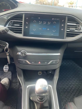 Peugeot 308 Хечбек, снимка 16