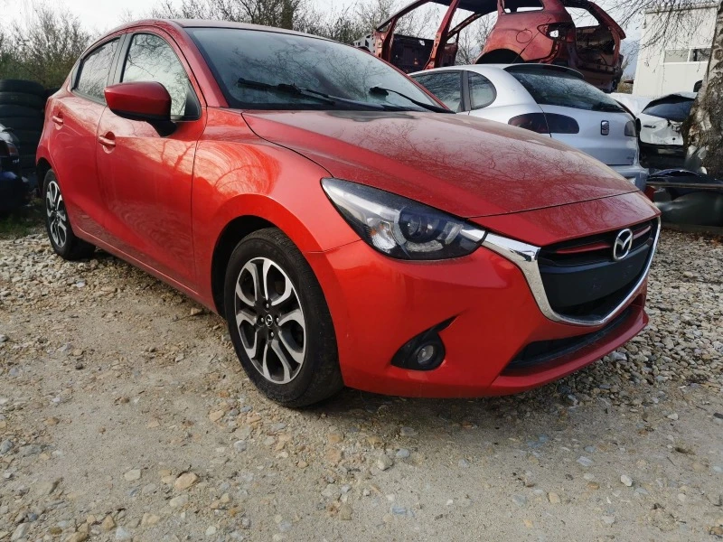 Mazda 2 1.5D Skyactiv , снимка 3 - Автомобили и джипове - 47613992