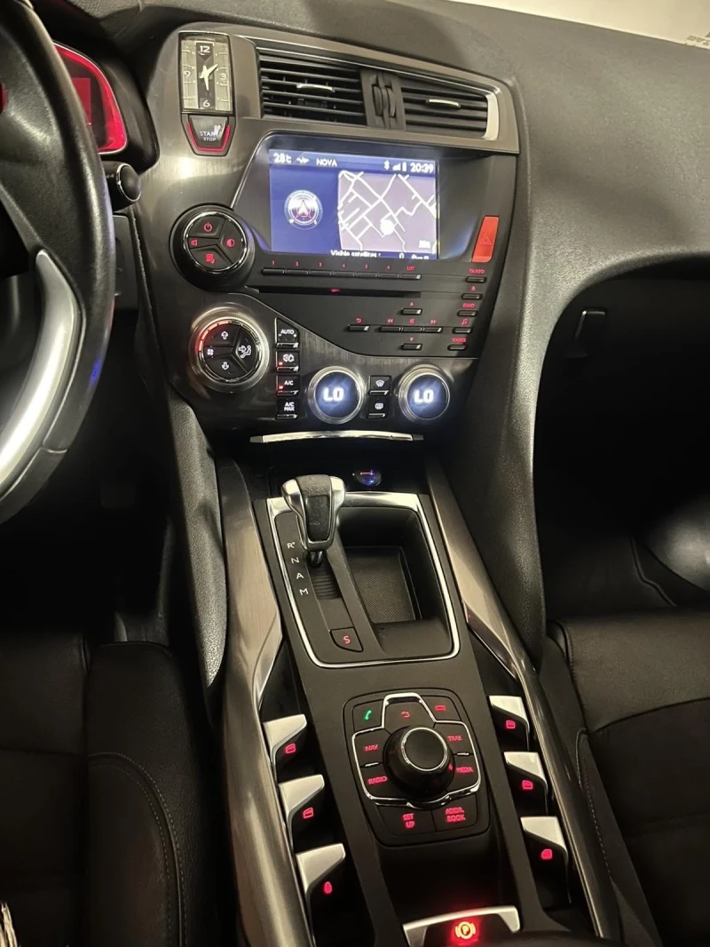 Citroen DS5 1.6 HDI, снимка 10 - Автомобили и джипове - 52407668