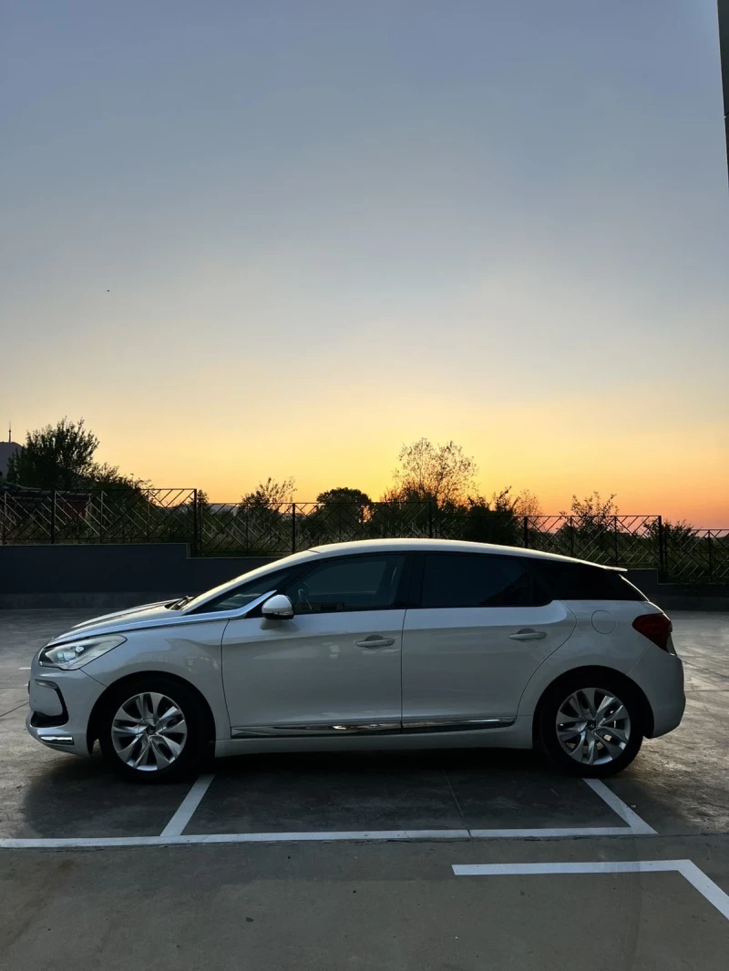 Citroen DS5 1.6 HDI, снимка 2 - Автомобили и джипове - 52407668