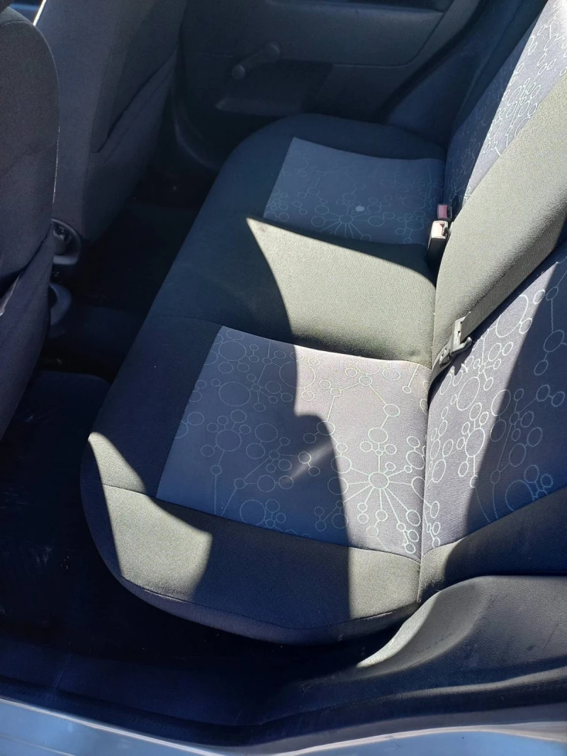 Ford Fiesta 1.4, снимка 9 - Автомобили и джипове - 51444007