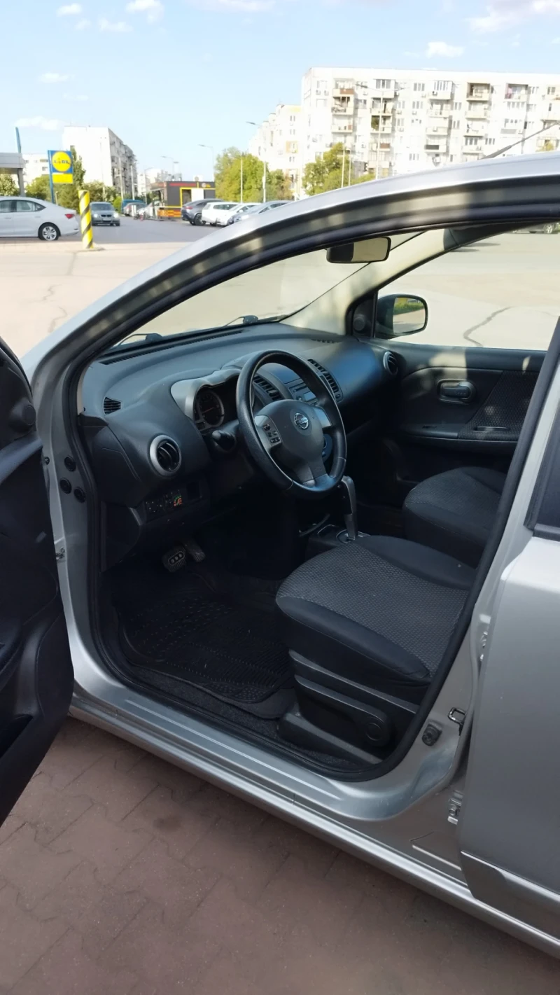Nissan Note, снимка 3 - Автомобили и джипове - 52260558
