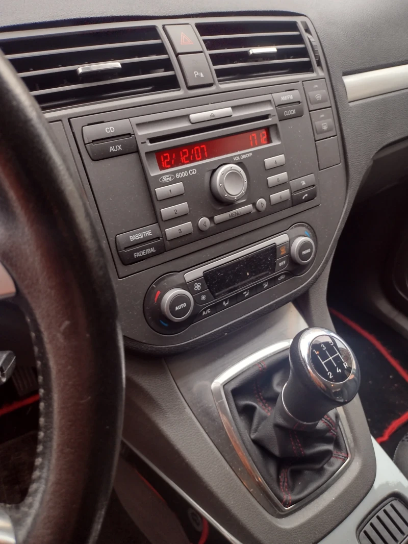 Ford C-max, снимка 8 - Автомобили и джипове - 52438298