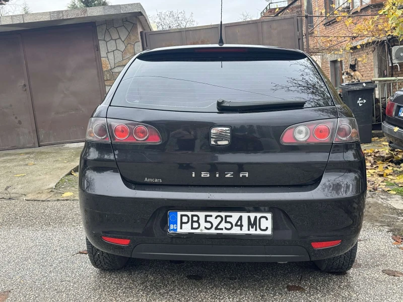 Seat Ibiza 1.2 12V, снимка 5 - Автомобили и джипове - 52810113