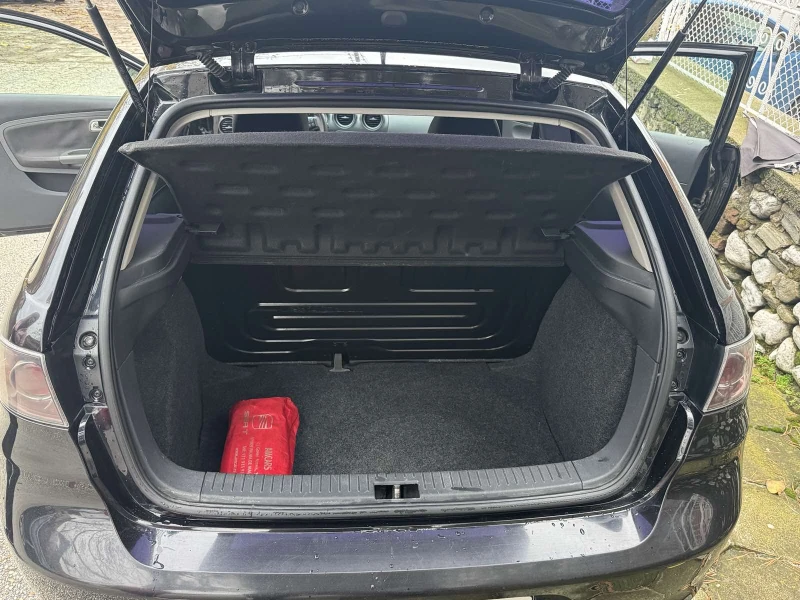 Seat Ibiza 1.2 12V, снимка 8 - Автомобили и джипове - 52810113