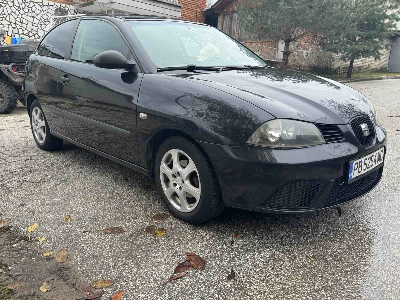 Seat Ibiza 1.2 12V, снимка 2 - Автомобили и джипове - 52810113