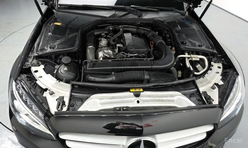 Mercedes-Benz C 200, снимка 6 - Автомобили и джипове - 53429901