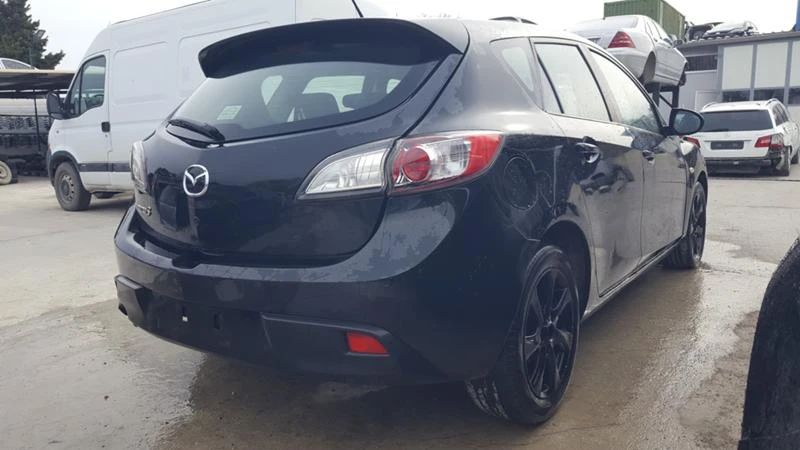 Mazda 3 1.6d -116к.с. 2броя - изображение 8