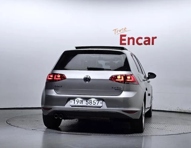 VW Golf 2.0 TDI | Mobile.bg   4