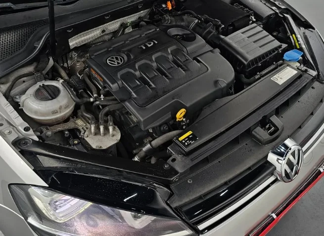 VW Golf 2.0 TDI | Mobile.bg   6