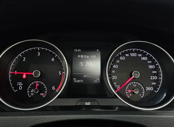 VW Golf 2.0 TDI | Mobile.bg   8