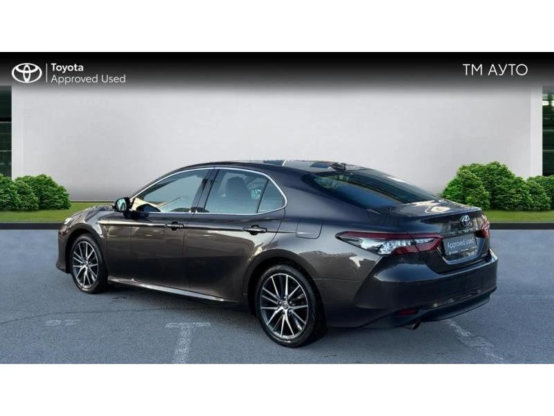 Toyota Camry 2.5HSD EXECUTIVE, снимка 2 - Автомобили и джипове - 52950116