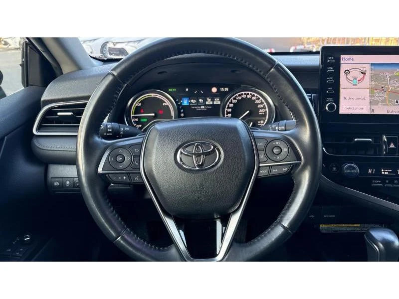 Toyota Camry 2.5HSD EXECUTIVE, снимка 13 - Автомобили и джипове - 52950116