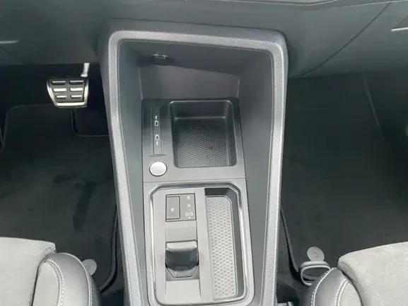 VW Caddy 2.0 TDI Life = NEW = Maxi Гаранция, снимка 11 - Автомобили и джипове - 54178402